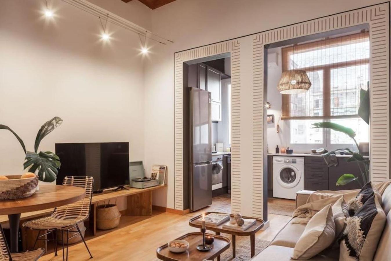 Apartment Kakwa - 2 Bedroom And Balcony Eixample Esquerra Barcelona